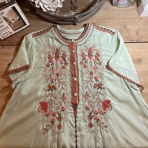 Johnny Was KOBA CUPRA BLOUSE - Picture 13 of 14